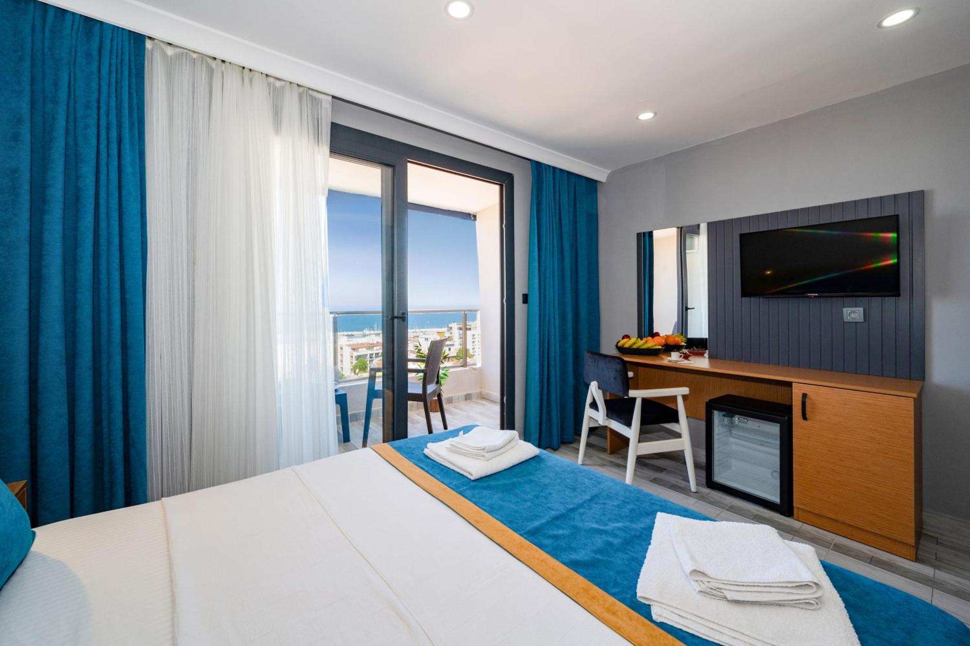 Otel Carpediem Gold קוסדסי מראה חיצוני תמונה