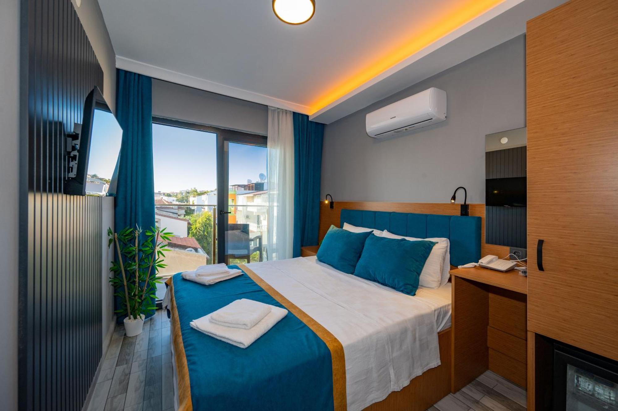 Otel Carpediem Gold קוסדסי מראה חיצוני תמונה