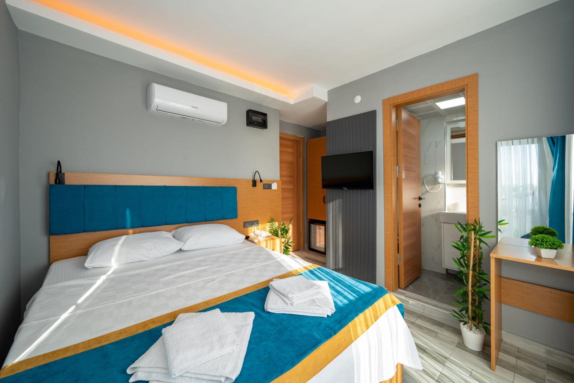 Otel Carpediem Gold קוסדסי מראה חיצוני תמונה