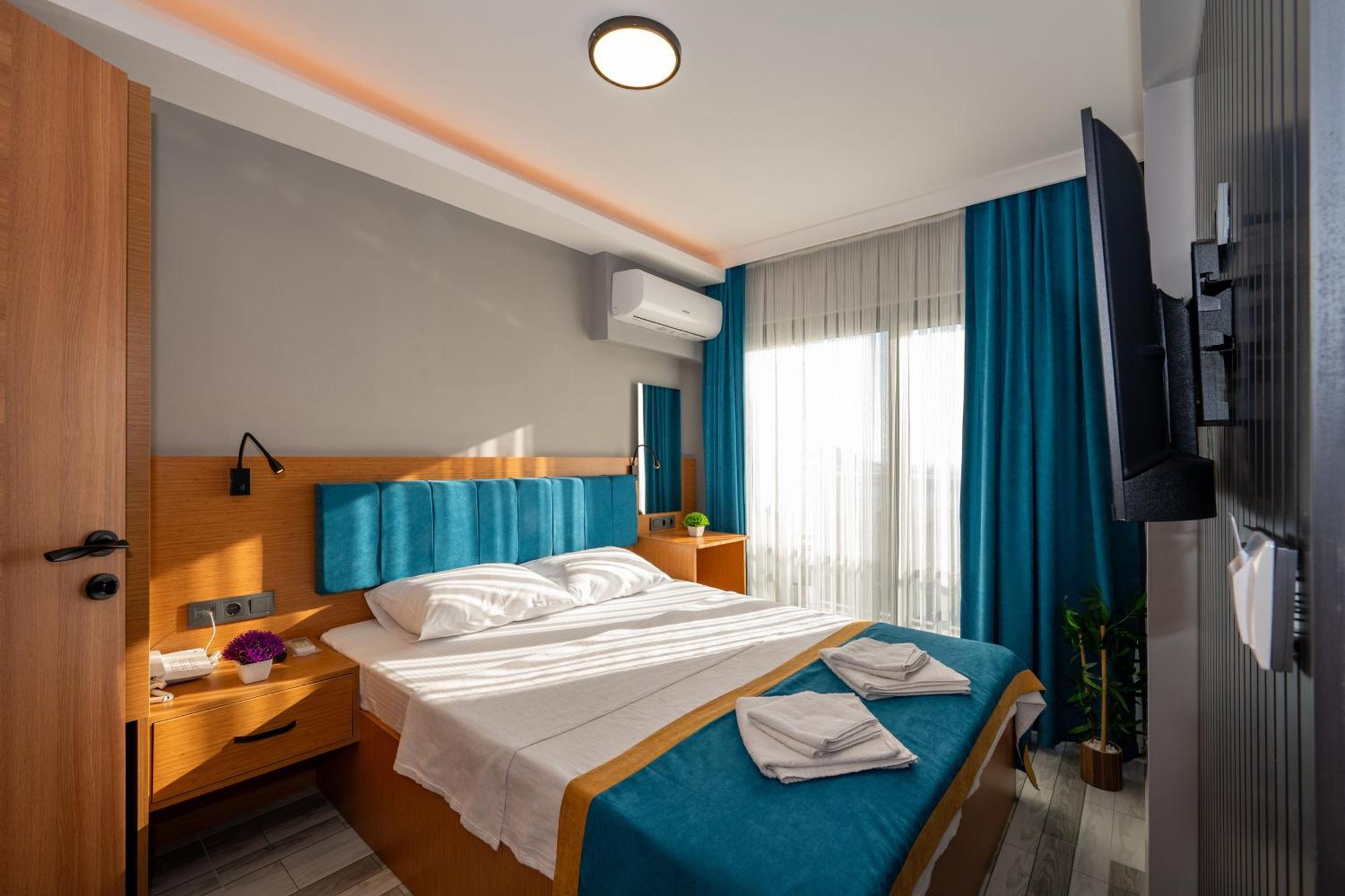 Otel Carpediem Gold קוסדסי מראה חיצוני תמונה
