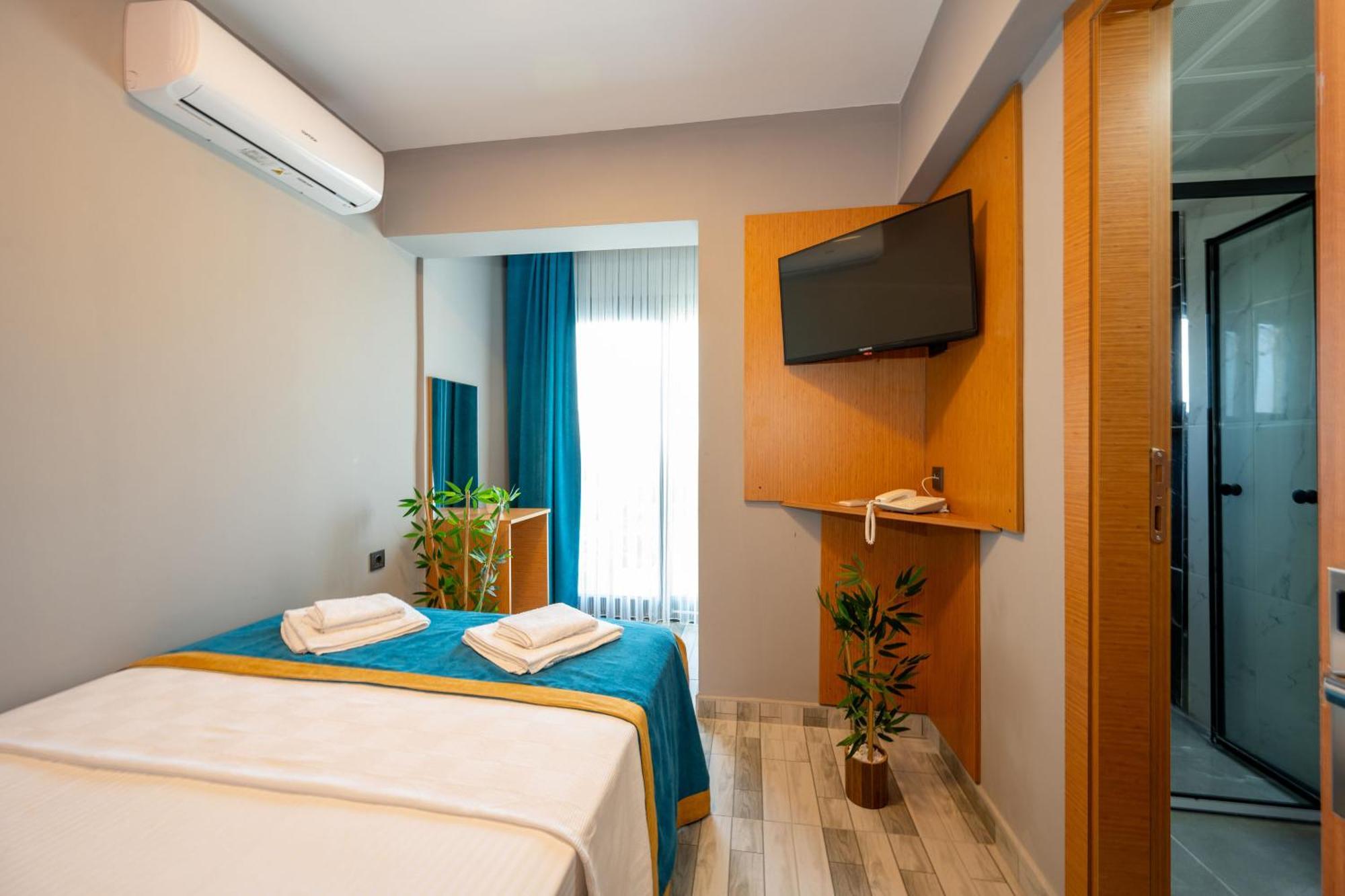 Otel Carpediem Gold קוסדסי מראה חיצוני תמונה